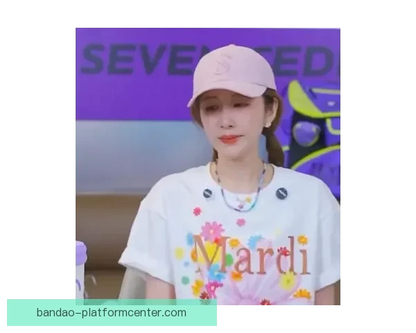 刘国正妻子为王楚钦比赛落泪直呼太难 达科教练被打服累到撑地